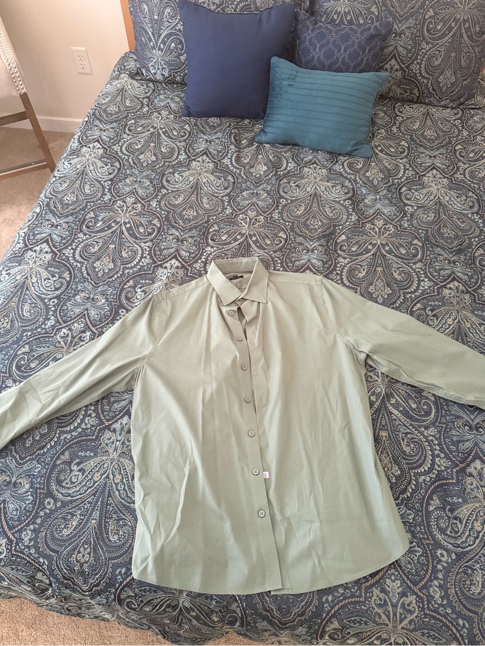 Men's light green collared shirt